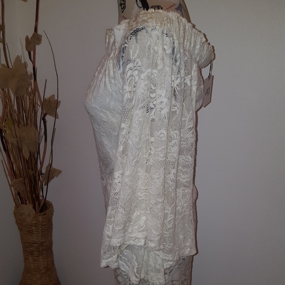 SOLD///JACK by BB Dakota Ivory Floral Lace Dress - Picture 4 of 7